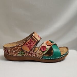 L'Artiste Spring Step Floral Butterfly Hand Painted Leather Sandals (W Size 41)